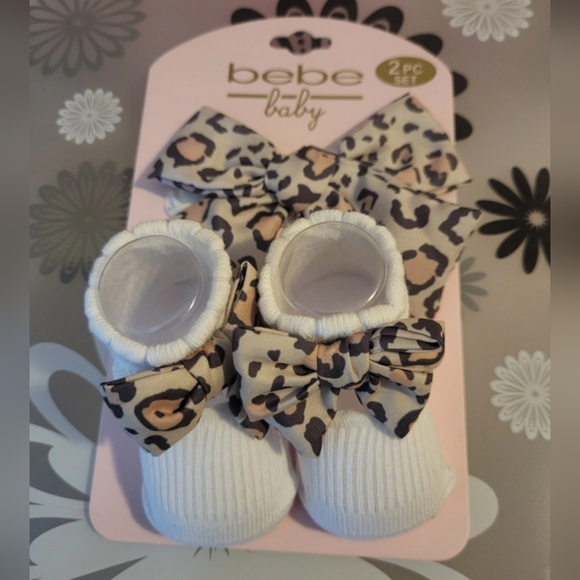 Bebe Baby 2 Piece Set - Picture 1 of 4